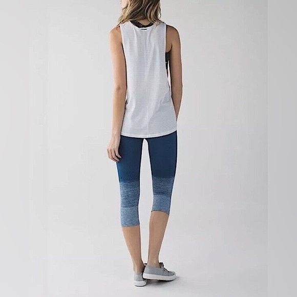 🔥 LULULEMON Seamlessly Street Crop Leggings Women's Size 6 Heather Poseidon Blue - Picture 6 of 12